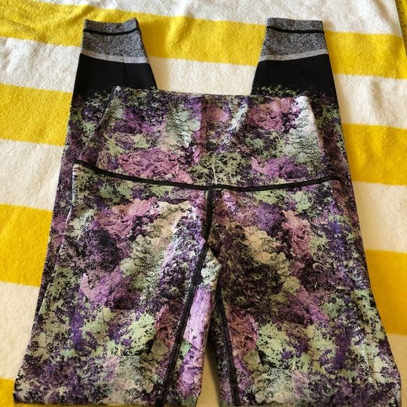 Lululemon HR WUP - Picture 6 of 6